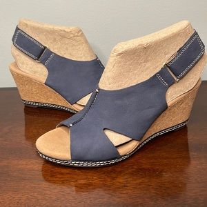 Clark's Wedge Sandals in Navy